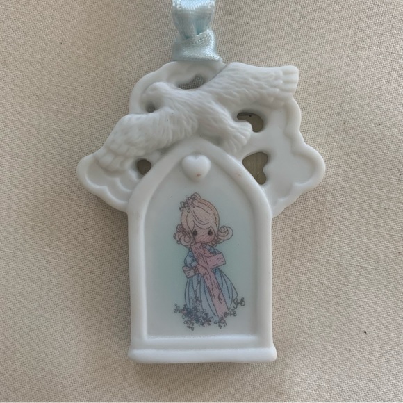 Enesco Precious Moments Porcelan Oraments with Ribbons Set of 5 - Picture 5 of 11